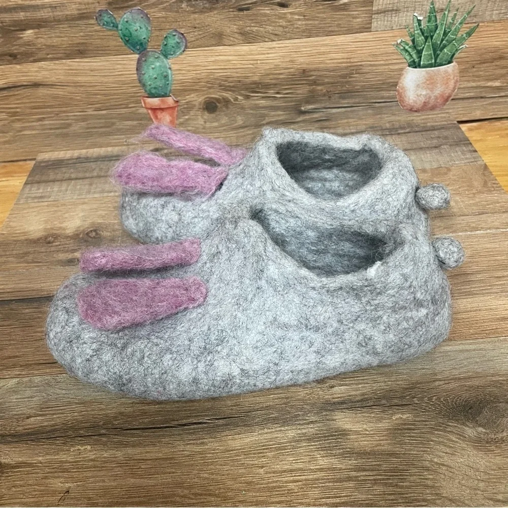 Wool felted slippers Easter bunny women’s or kids size 4/6
